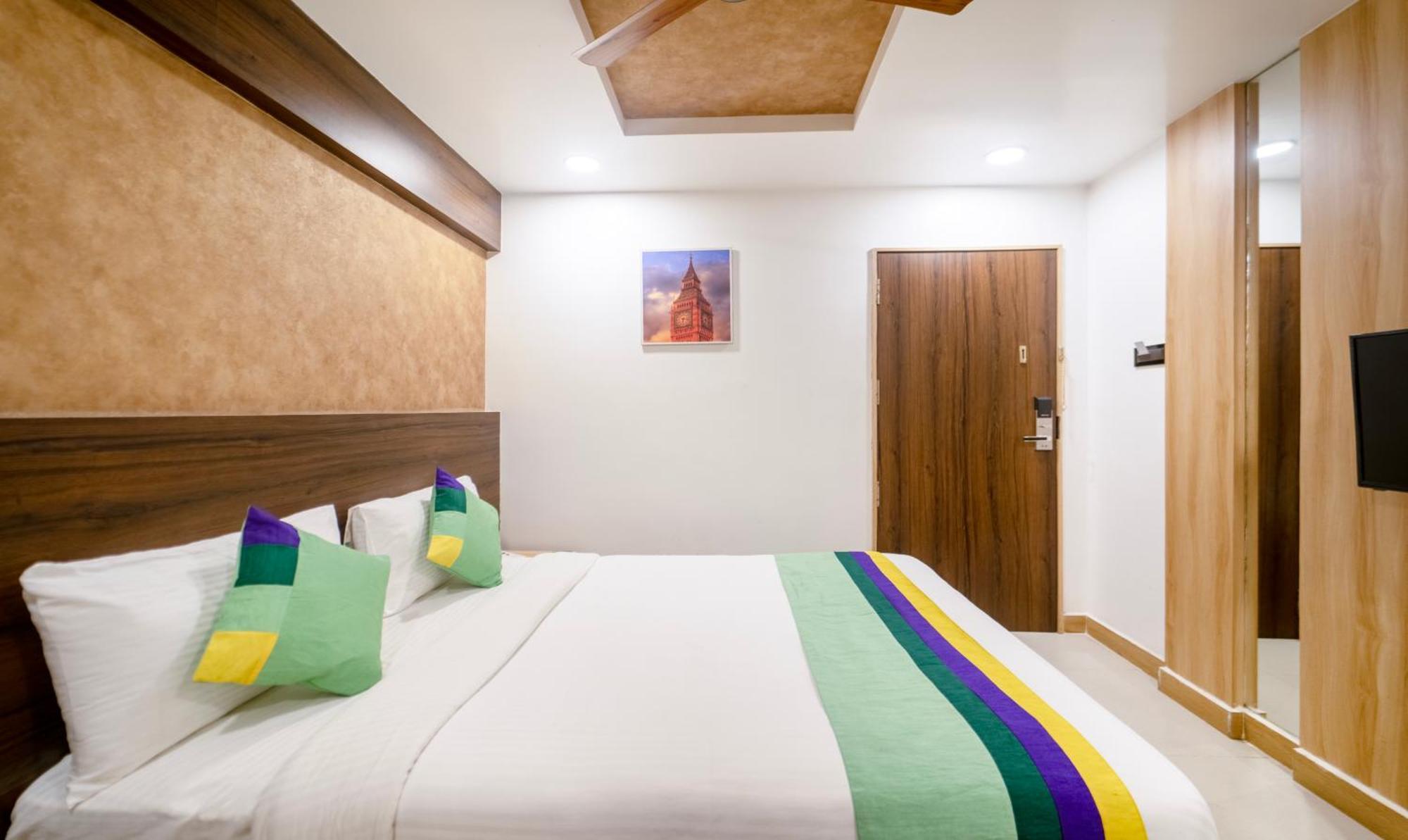 Treebo Golden Swan Pammal Hotel Chennai Bagian luar foto