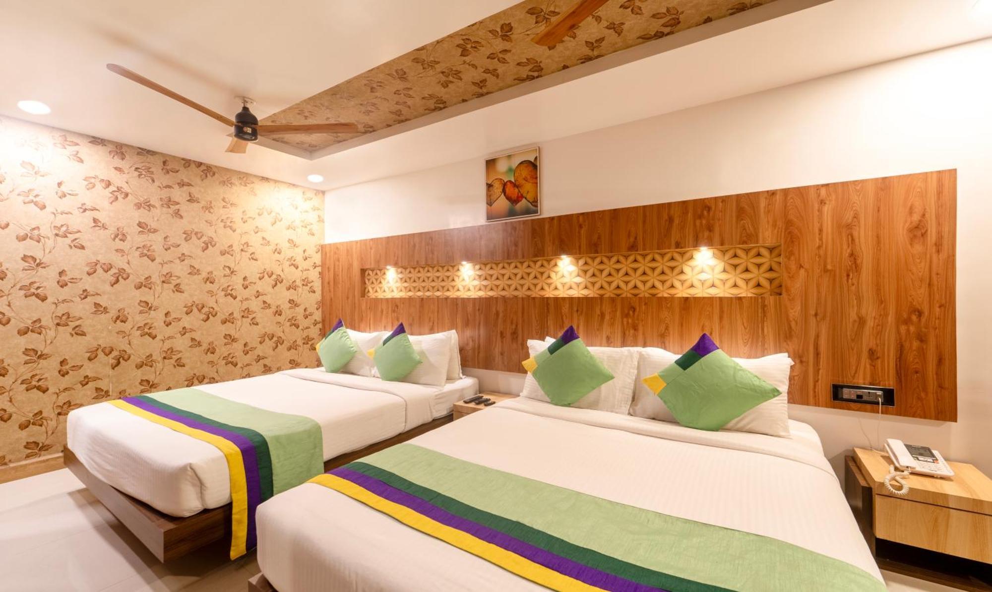 Treebo Golden Swan Pammal Hotel Chennai Bagian luar foto