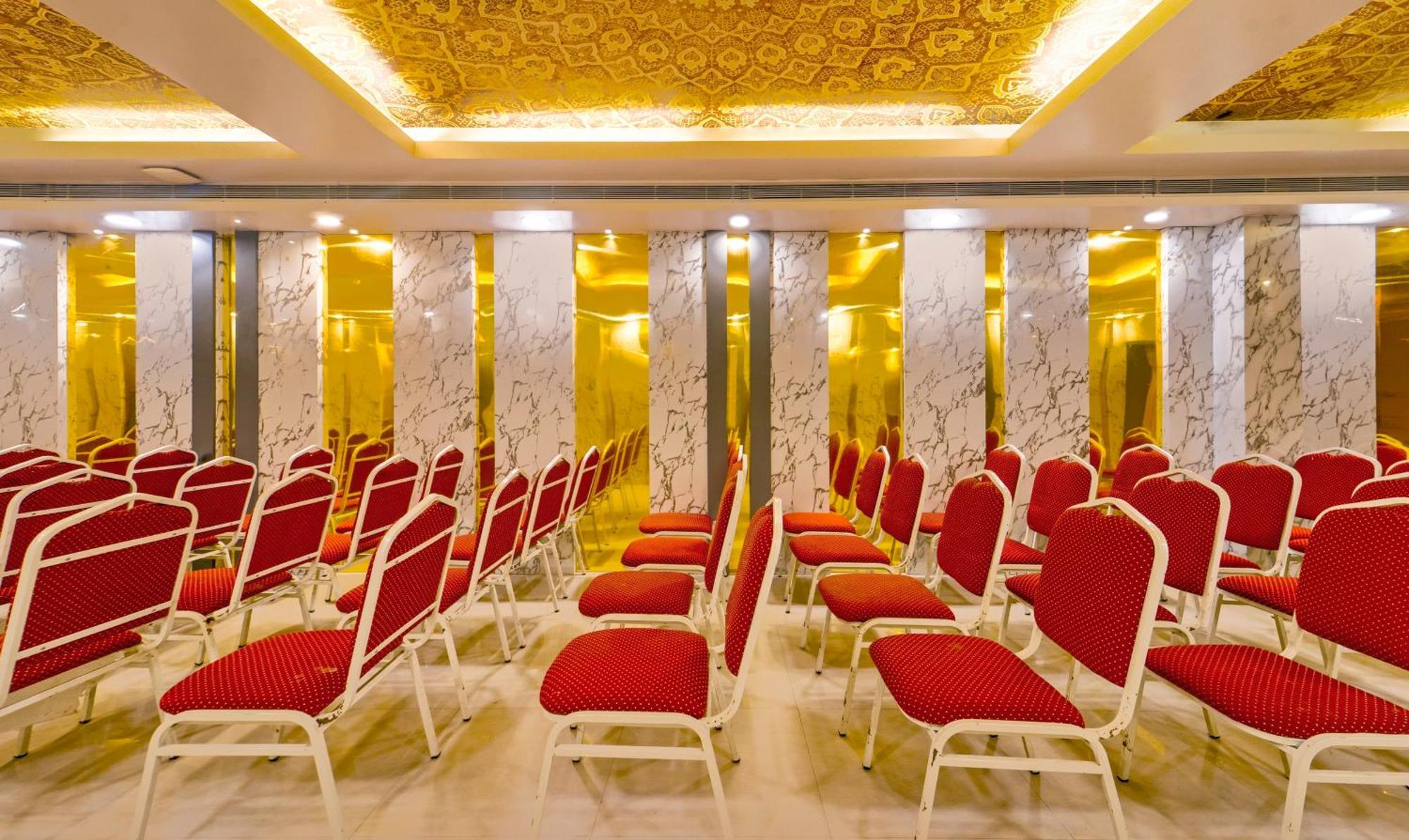 Treebo Golden Swan Pammal Hotel Chennai Bagian luar foto