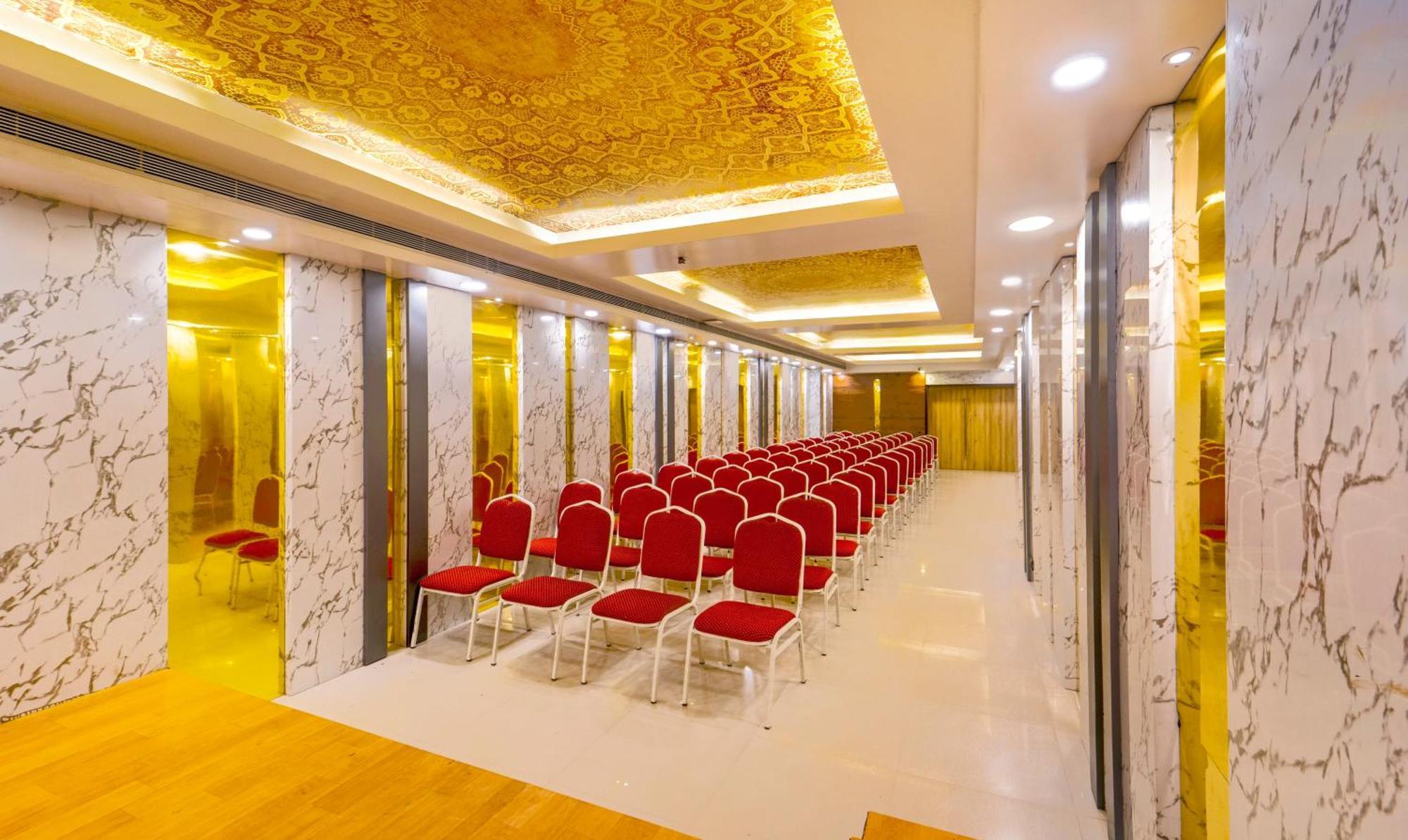 Treebo Golden Swan Pammal Hotel Chennai Bagian luar foto